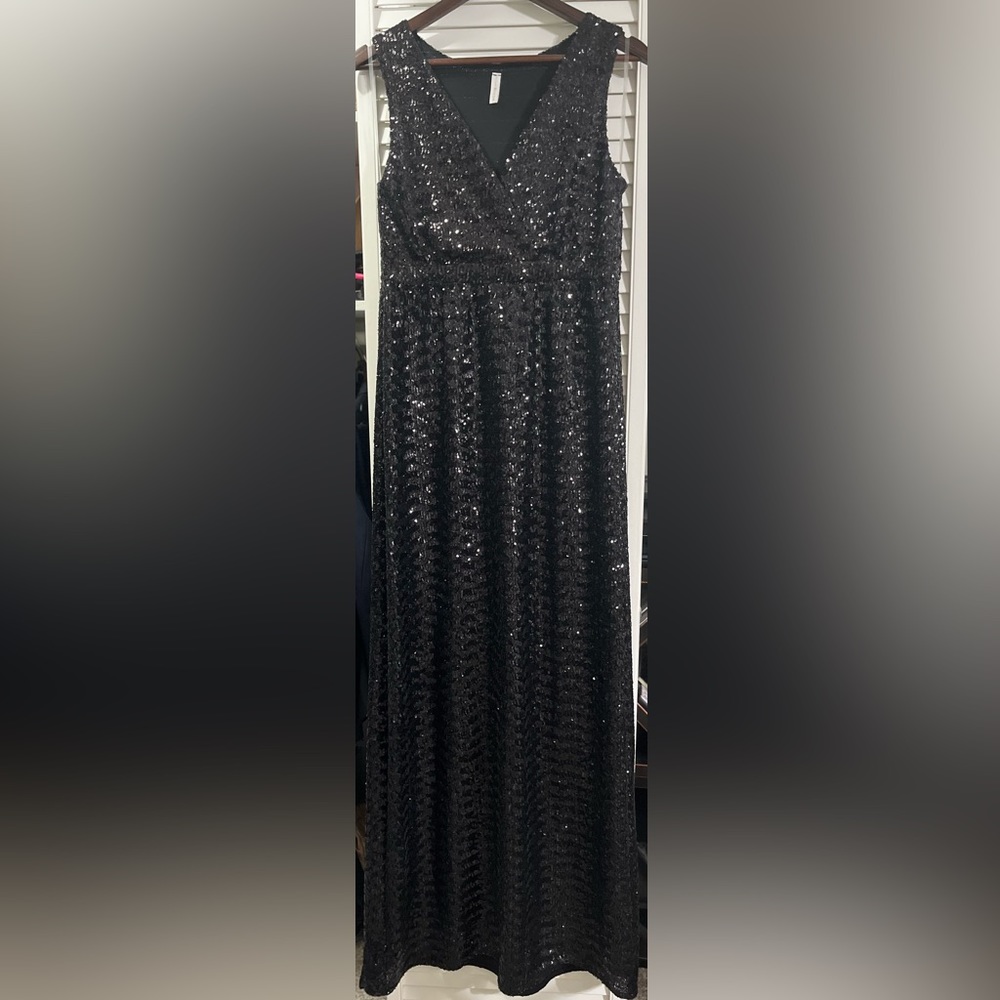 Like brand new! Pinkblush black sequin maternity evening dress